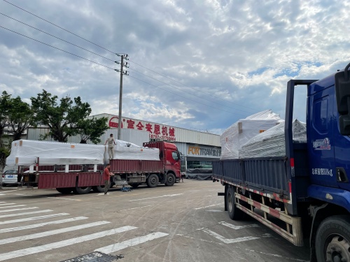 Dobleng Truckload na Pagpapadala: Ang Edge Bander Production Lines ay Umaalis para sa Mga Pandaigdigang Customer
