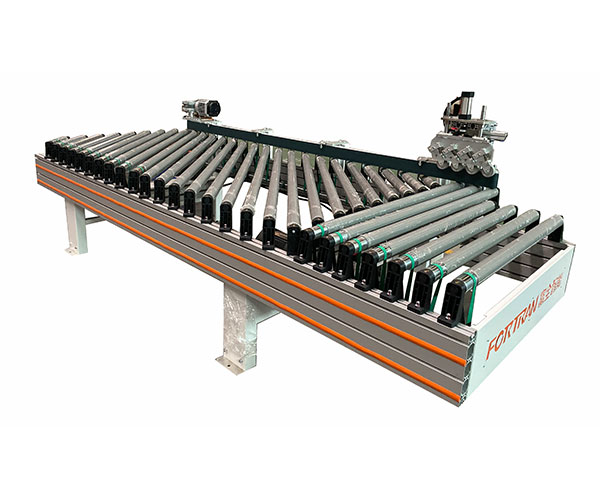 Slanting Roller Conveyor para sa Infeed